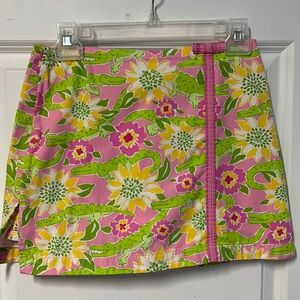 Lilly Pulitzer girl skirt with shorts size 14. Great condition. Multicolor.